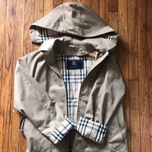 Burberry Trenchcoat